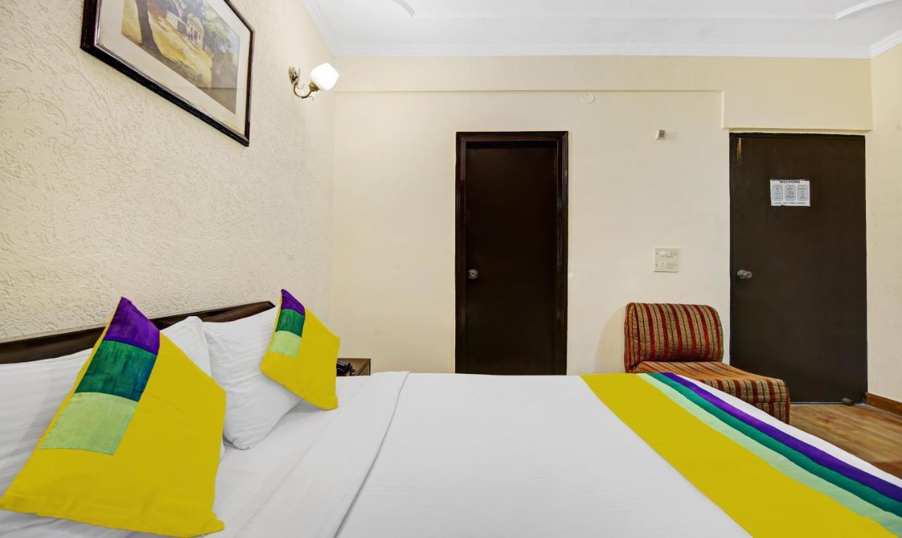 Itsy Hotels Arien International New Delhi Buitenkant foto