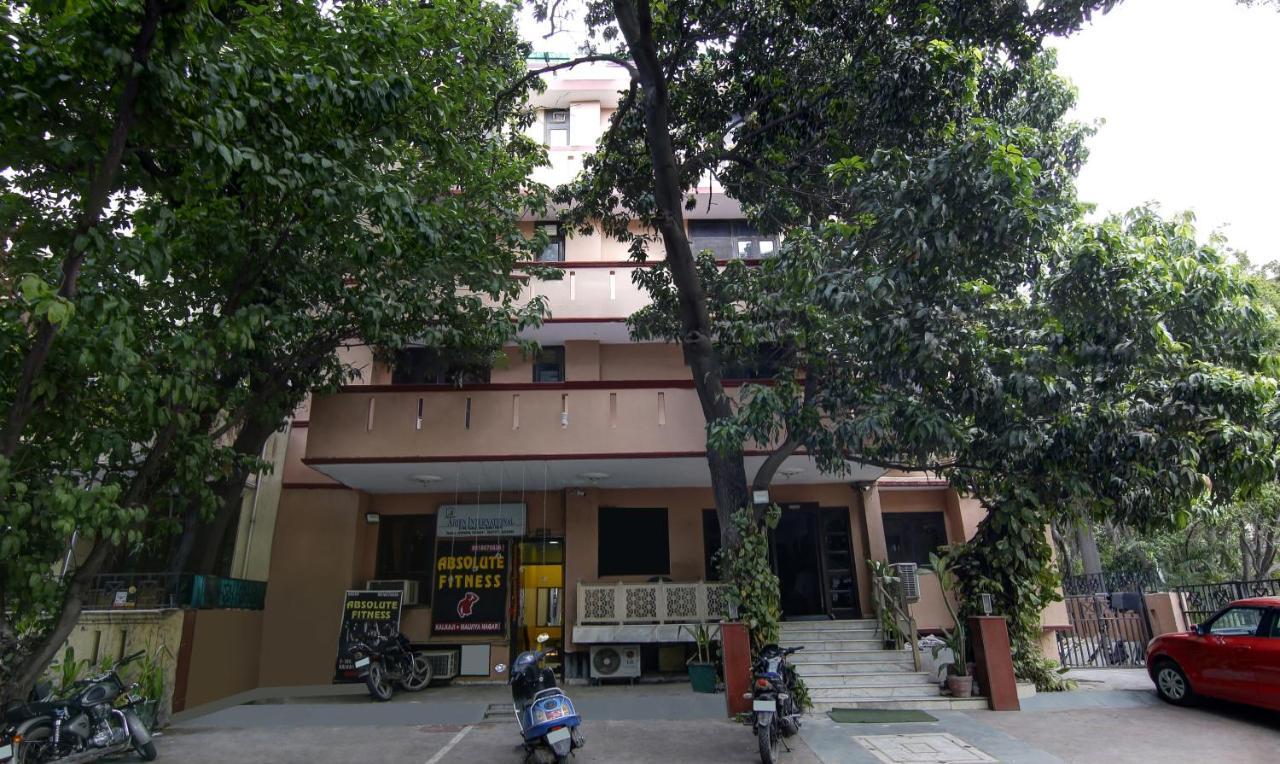 Itsy Hotels Arien International New Delhi Buitenkant foto