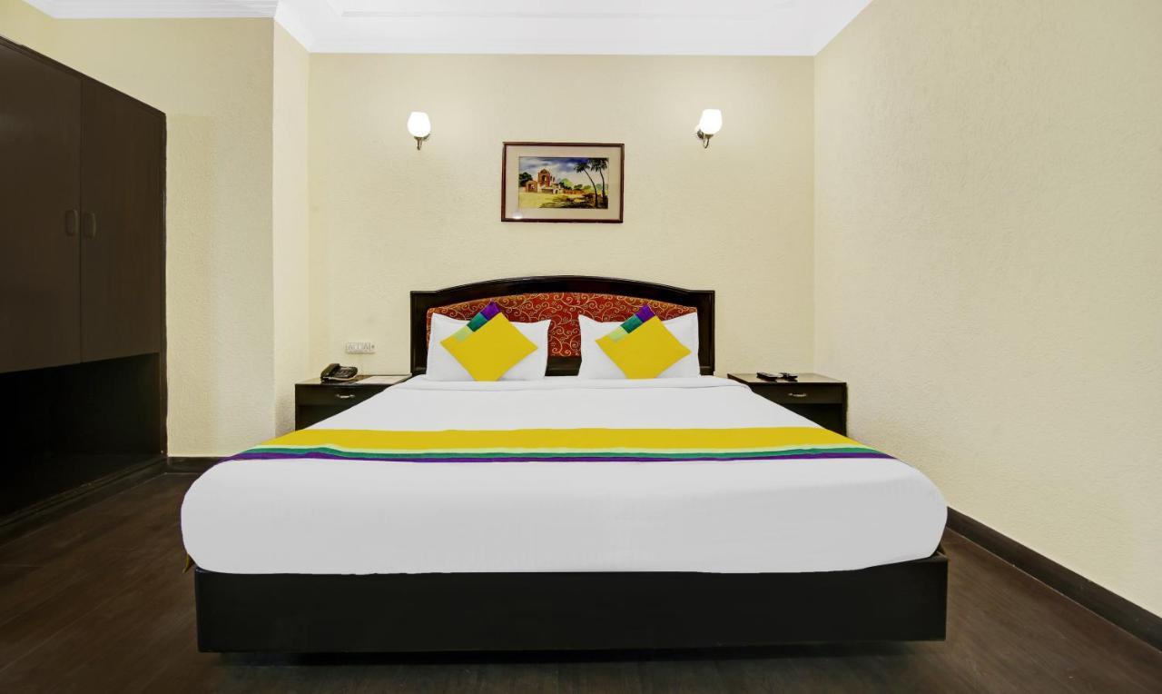 Itsy Hotels Arien International New Delhi Buitenkant foto