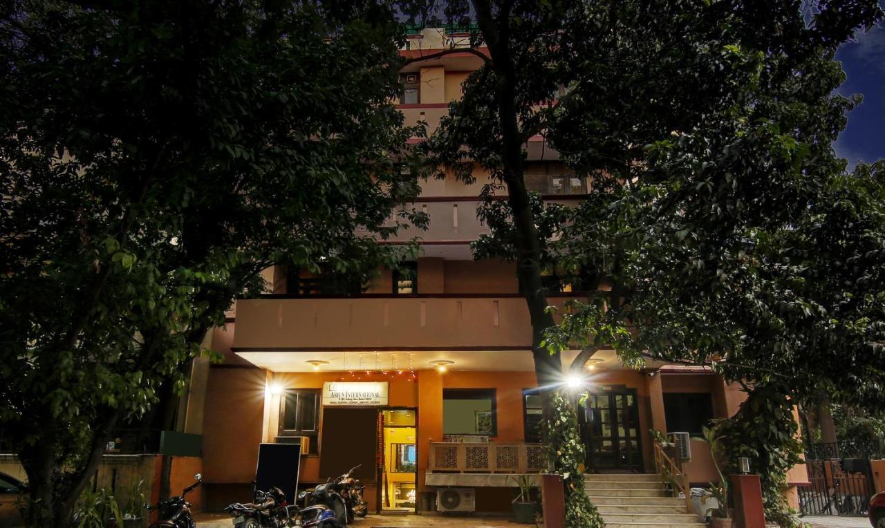Itsy Hotels Arien International New Delhi Buitenkant foto