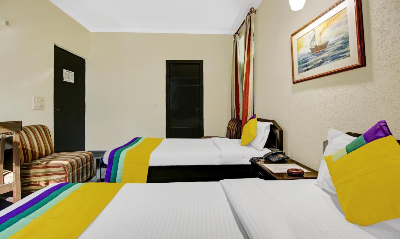 Itsy Hotels Arien International New Delhi Buitenkant foto